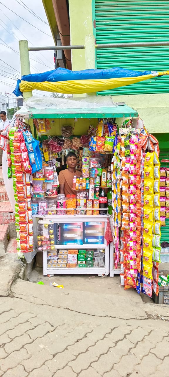 Pan Shop Storefront